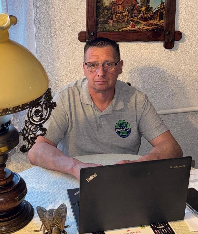 Daniel Kosik – Biolog terenowy, szybko i tanio